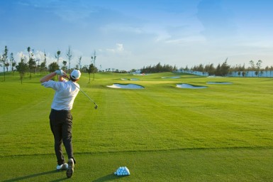 Hanoi Golf Getaway & Halong Bay Cruise 5 Days